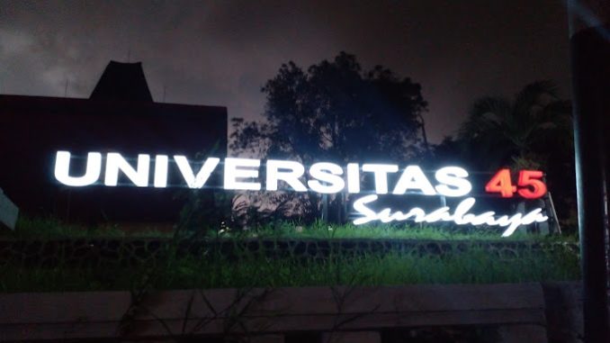 Universitas-45-Surabaya-678x381