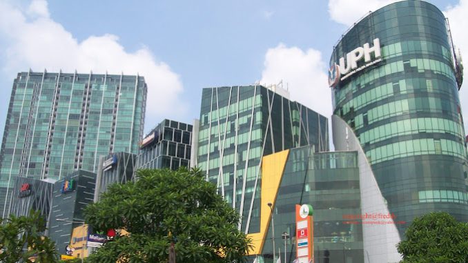 Universitas-Pelita-Harapan-Surabaya-678x381