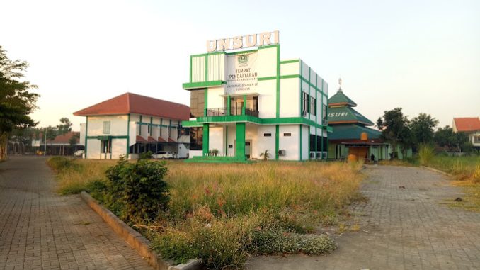 Universitas-Sunan-Giri-1-678x381