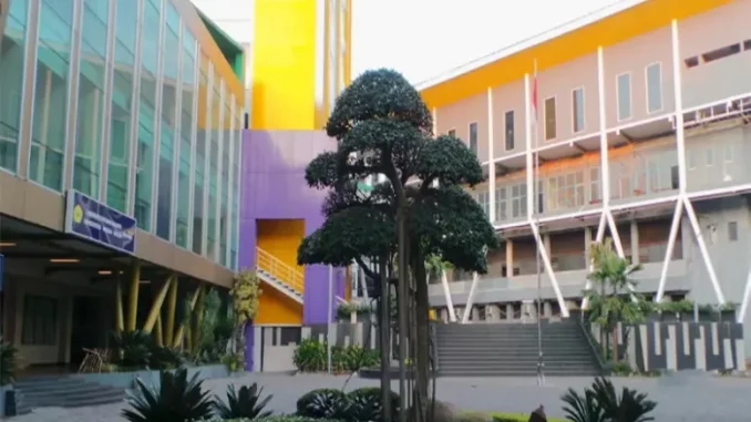 Universitas-Pakuan-777x437-1-678x381